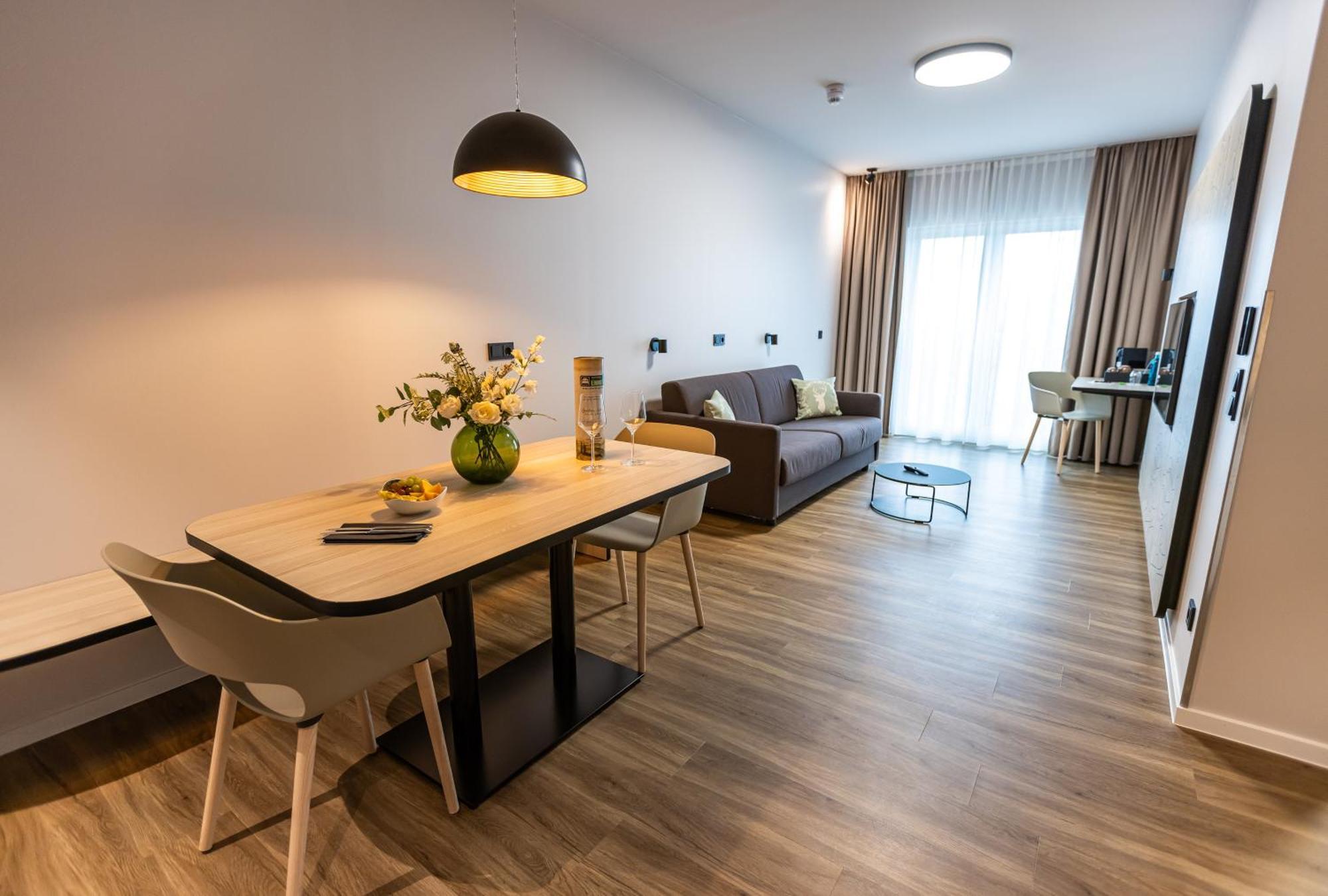 Platzhirsch Living Hotel Kelsterbach Luaran gambar