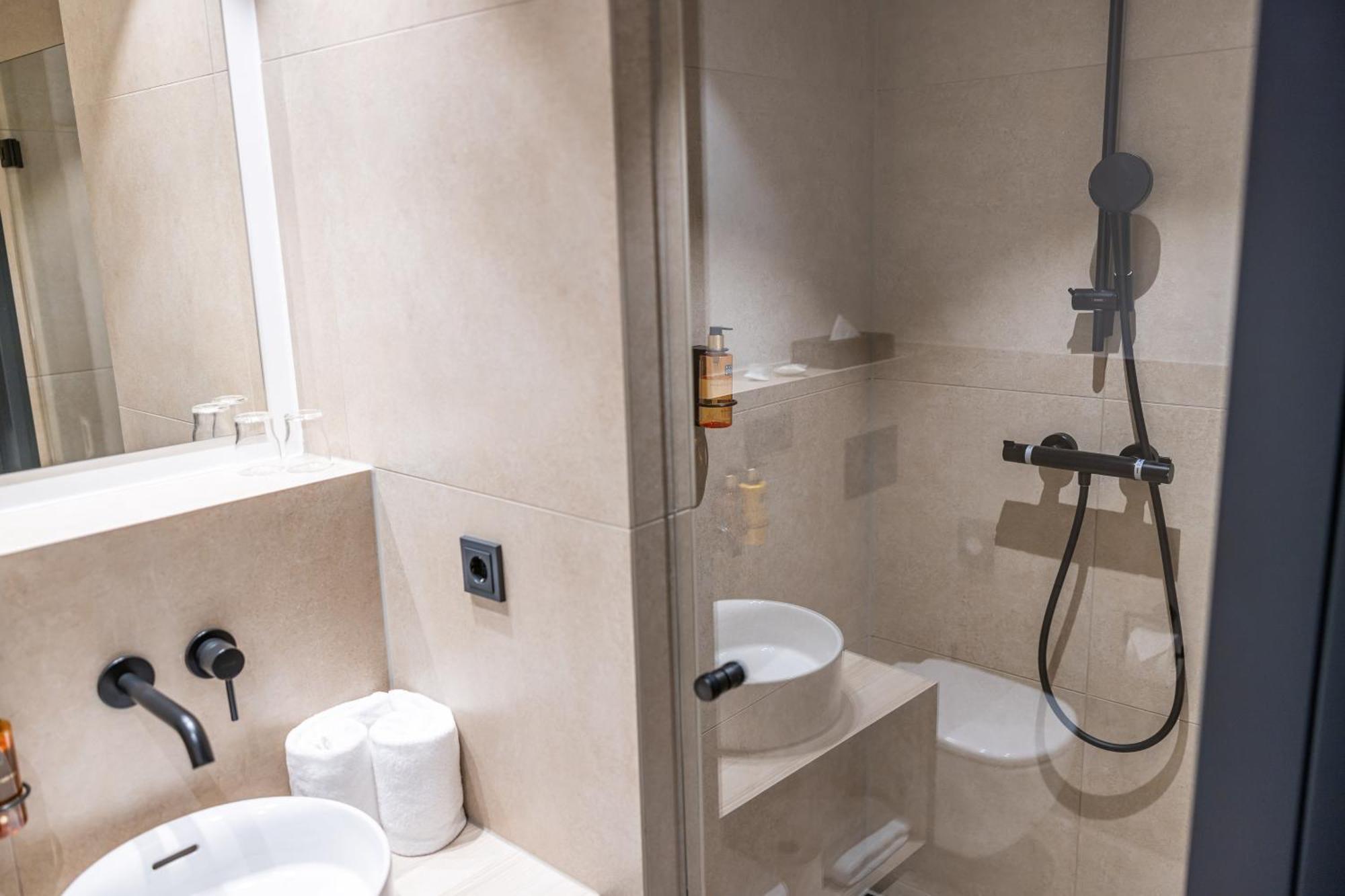 Platzhirsch Living Hotel Kelsterbach Luaran gambar