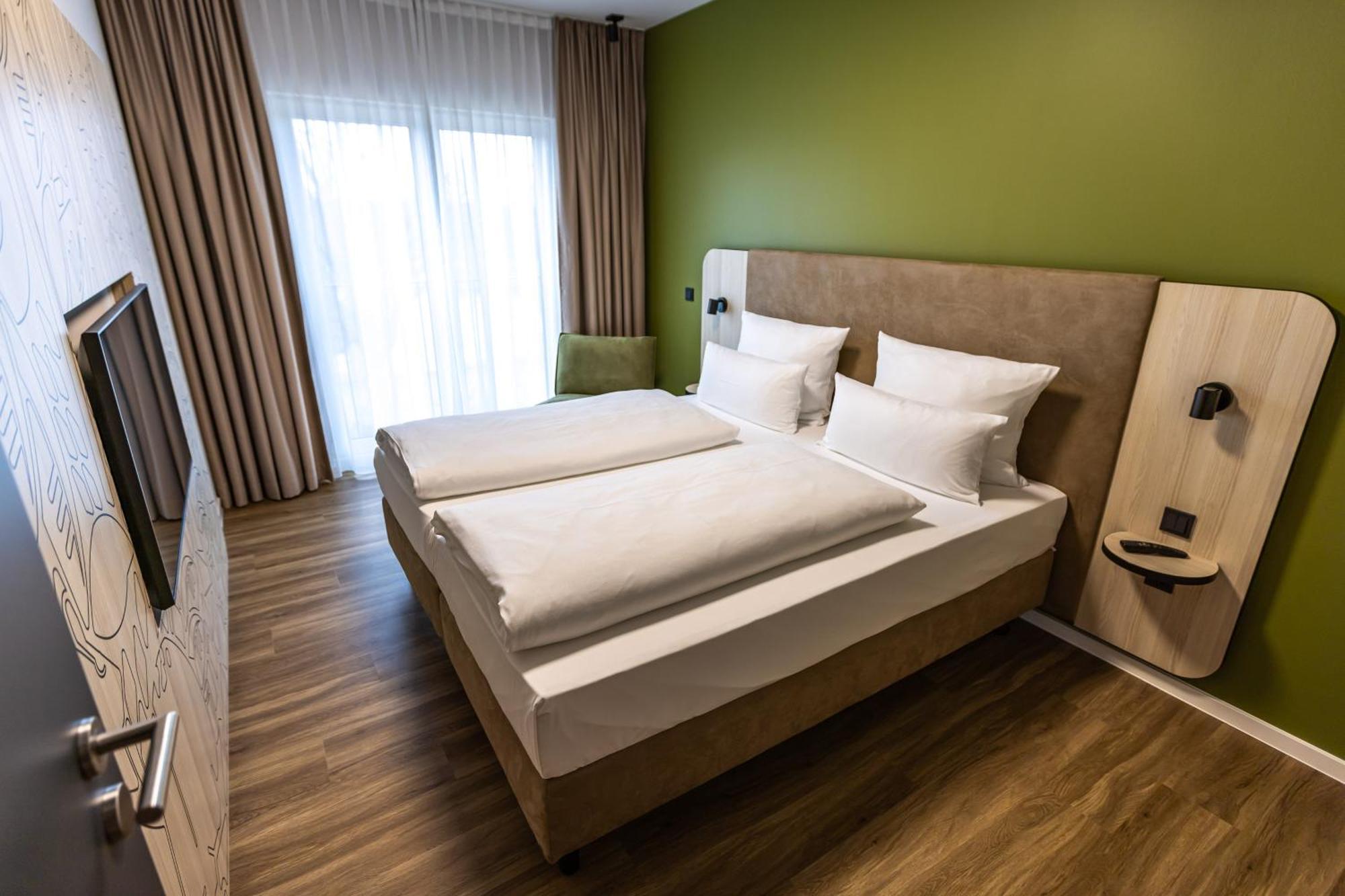 Platzhirsch Living Hotel Kelsterbach Luaran gambar