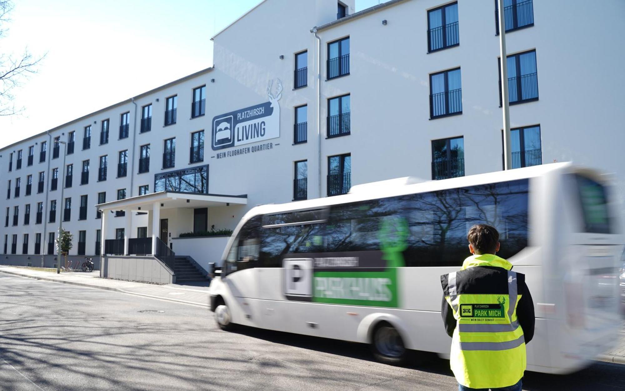 Platzhirsch Living Hotel Kelsterbach Luaran gambar