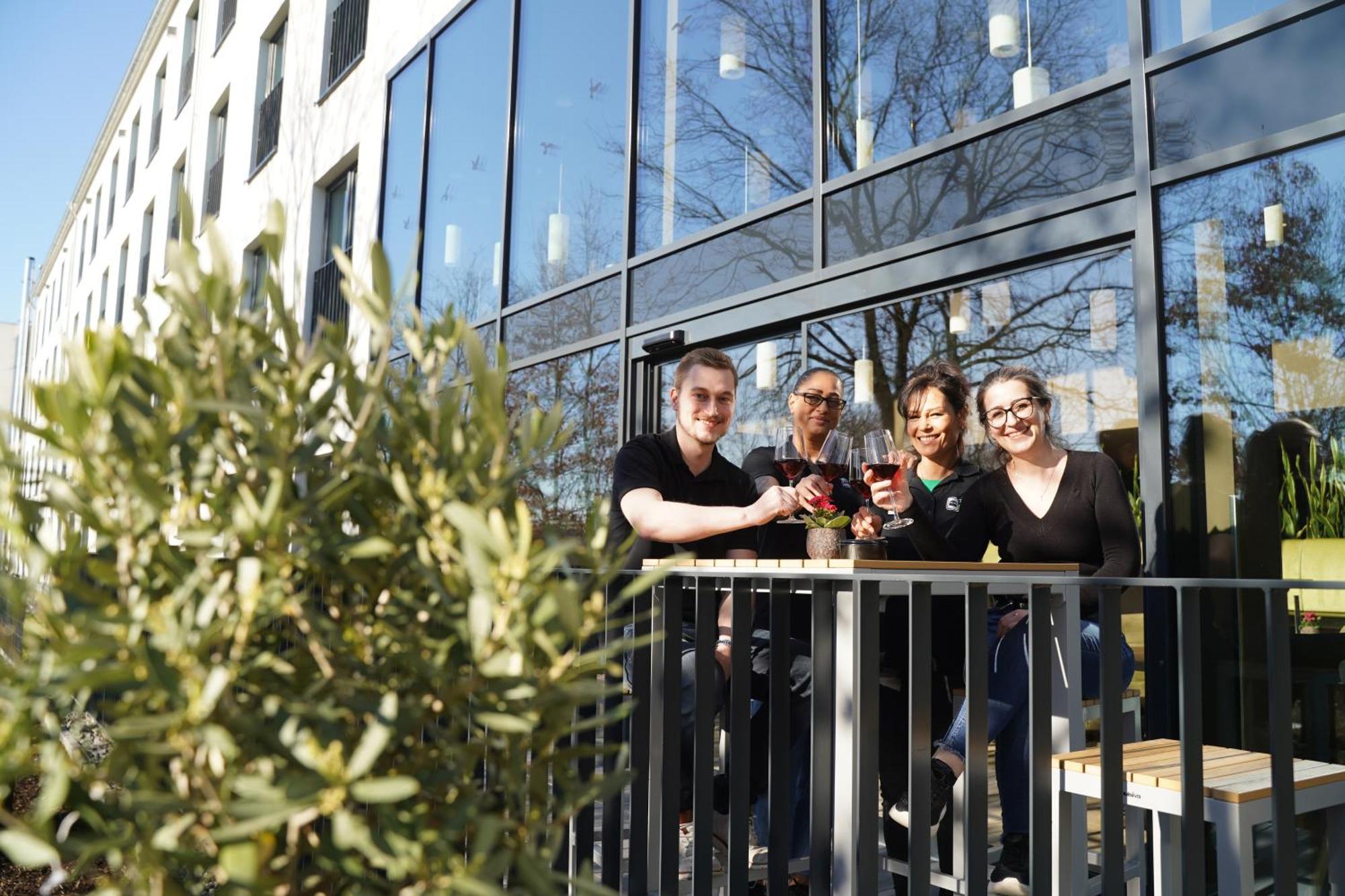 Platzhirsch Living Hotel Kelsterbach Luaran gambar